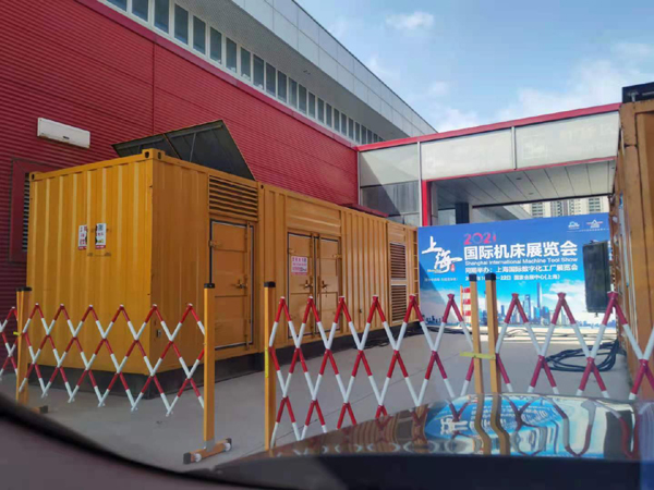 长沙发电车出租-发电机无电压或电压太低怎么办？